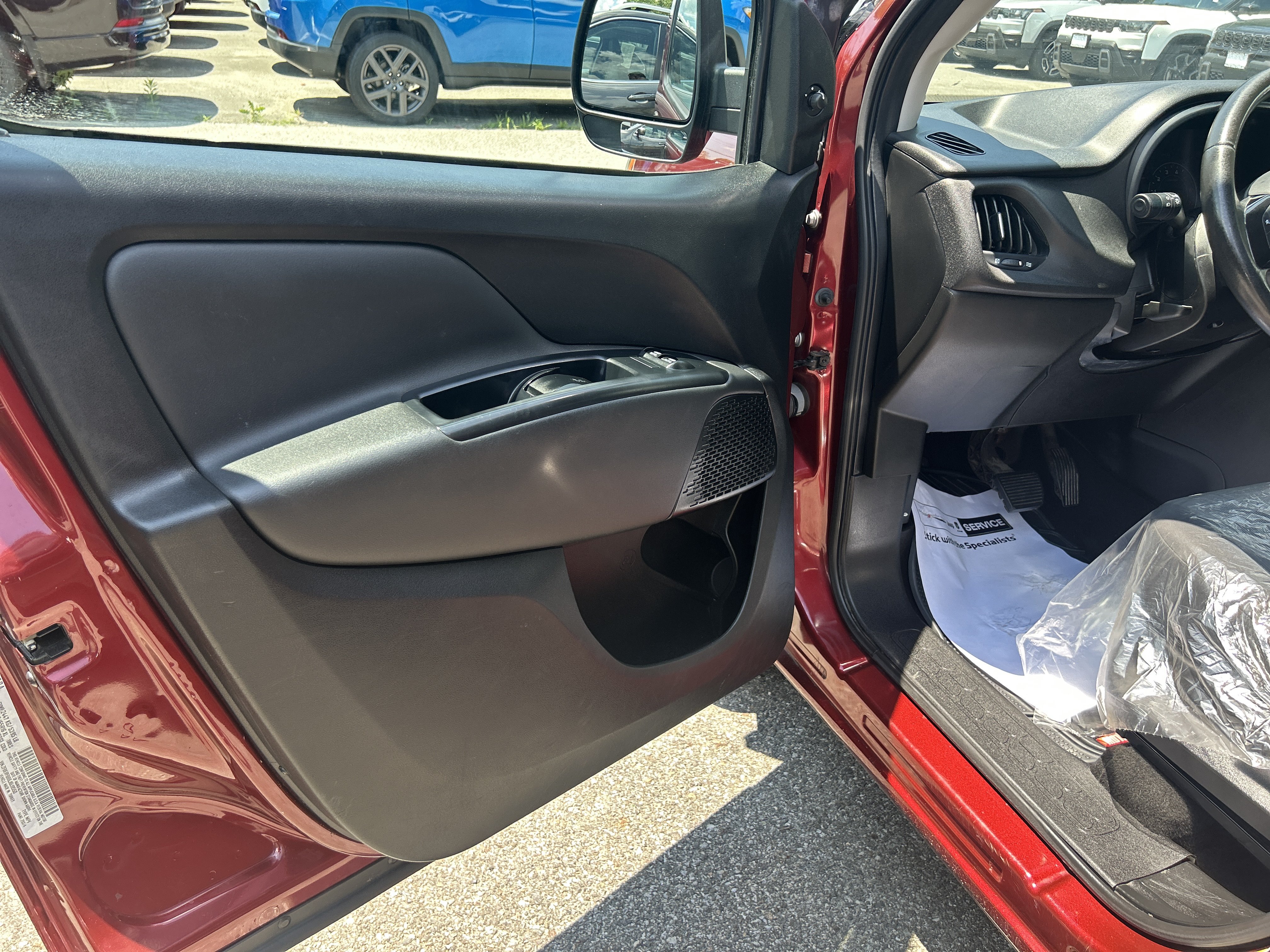 Used 2018 RAM ProMaster City SLT FWD image 11