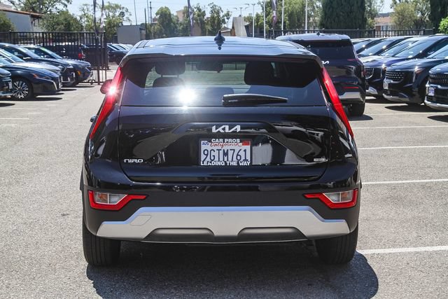 Certified 2023 Kia Niro LX FWD image 9
