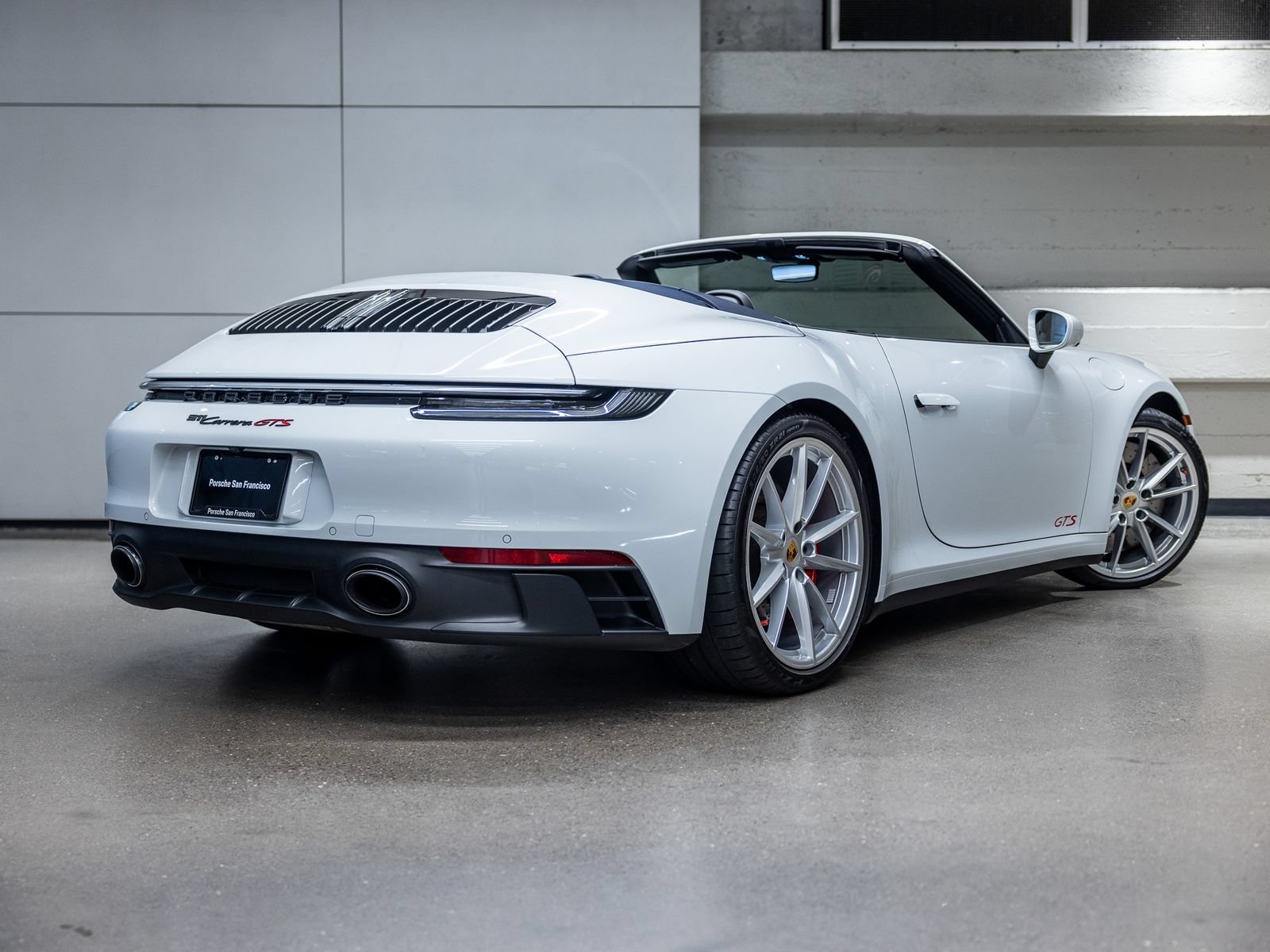 Certified 2022 Porsche 911 Carrera GTS w/ Premium Package RWD image 8