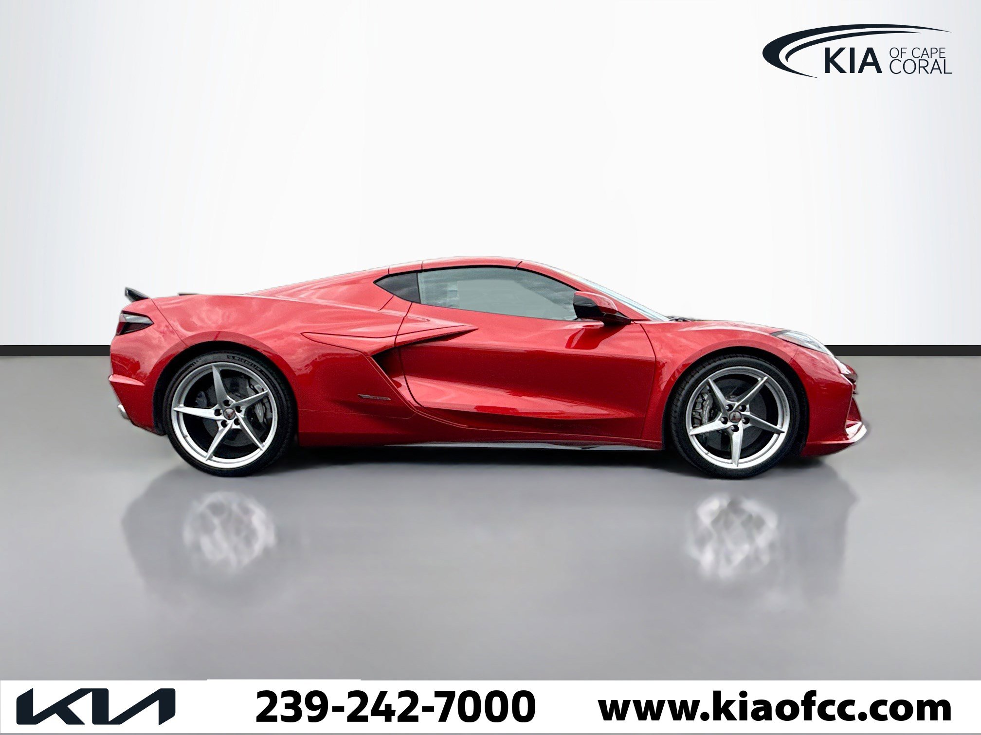 Used 2025 Chevrolet Corvette E-Ray image 7