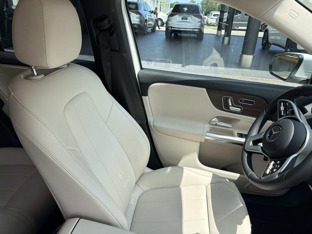 Used 2023 Mercedes-Benz GLA 250 image 10