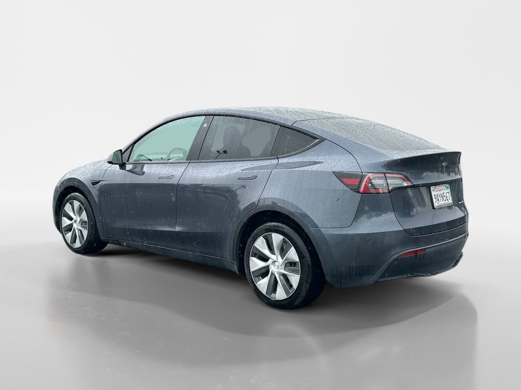 Used 2022 Tesla Model Y Long Range AWD/4WD image 3