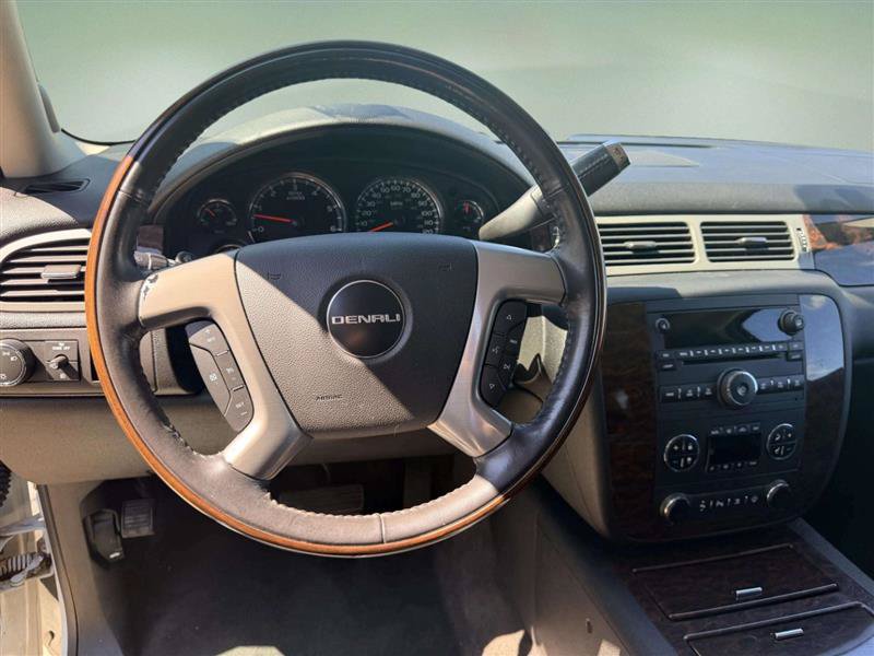 Used 2008 GMC Yukon Denali AWD/4WD image 34