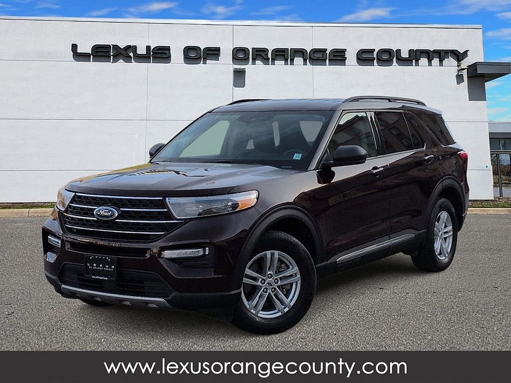 Used 2023 Ford Explorer XLT w/ Equipment Group 202A image 1