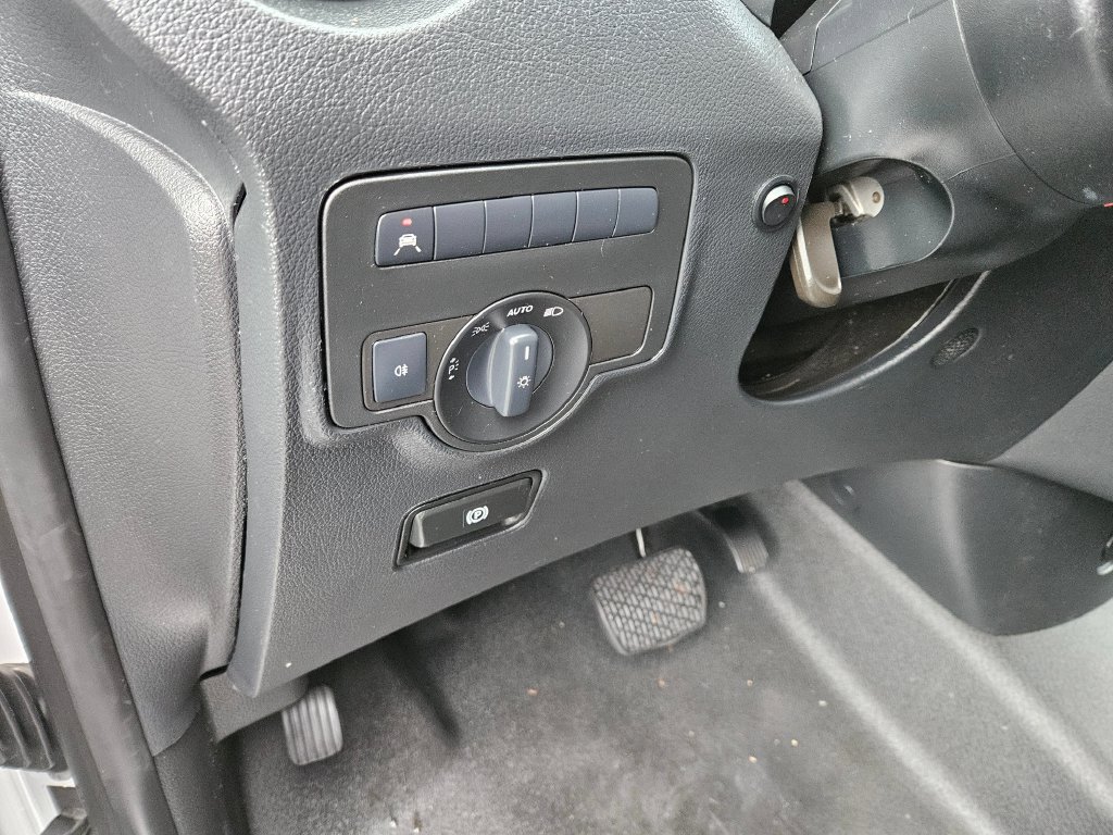 Used 2019 Mercedes-Benz Metris w/ Premium Safety Package image 22