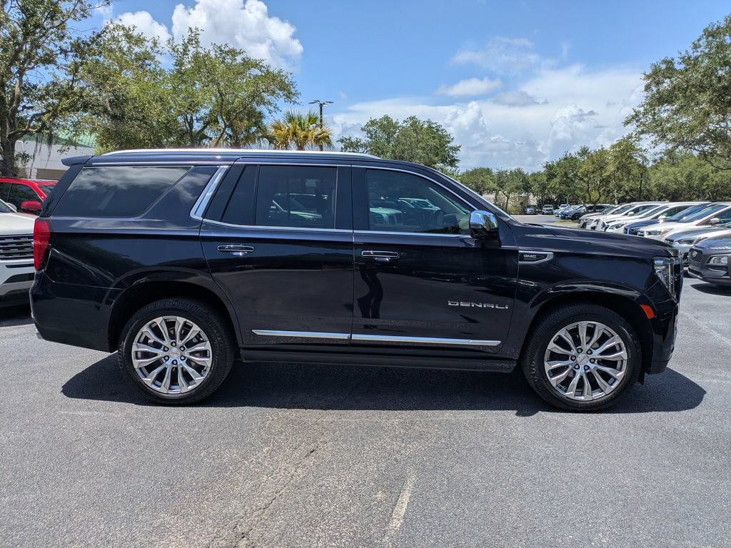 Used 2023 GMC Yukon Denali RWD image 2