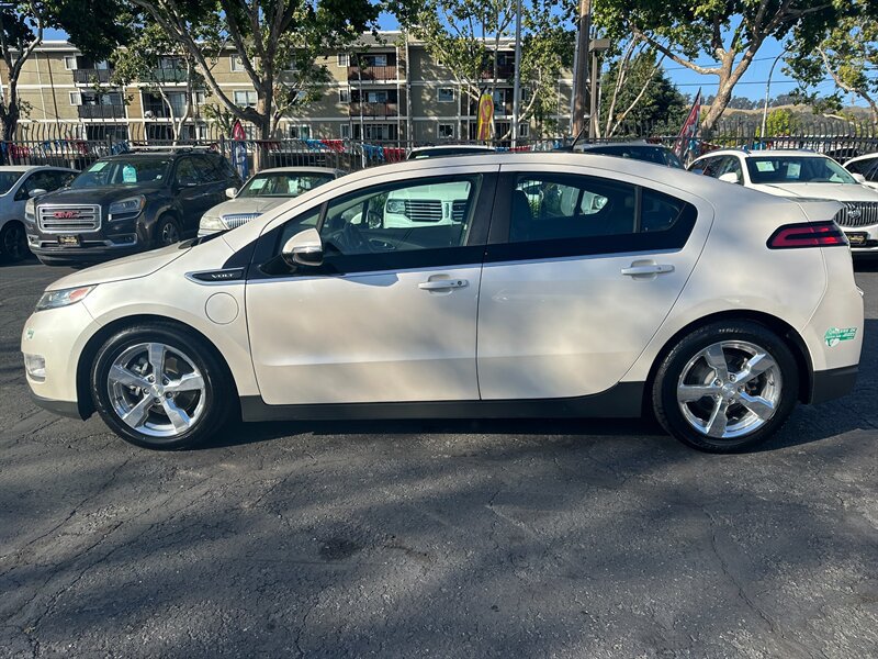 Used 2012 Chevrolet Volt Premium w/ Premium Trim Package FWD image 7