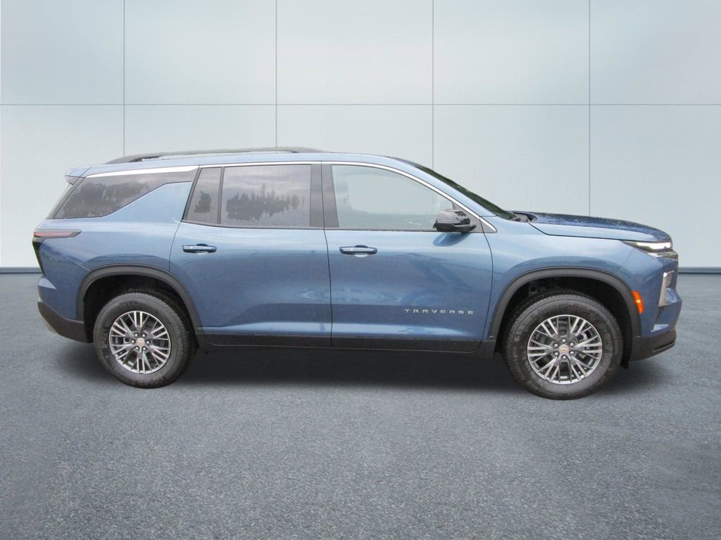 New 2026 Chevrolet Traverse LT FWD image 6