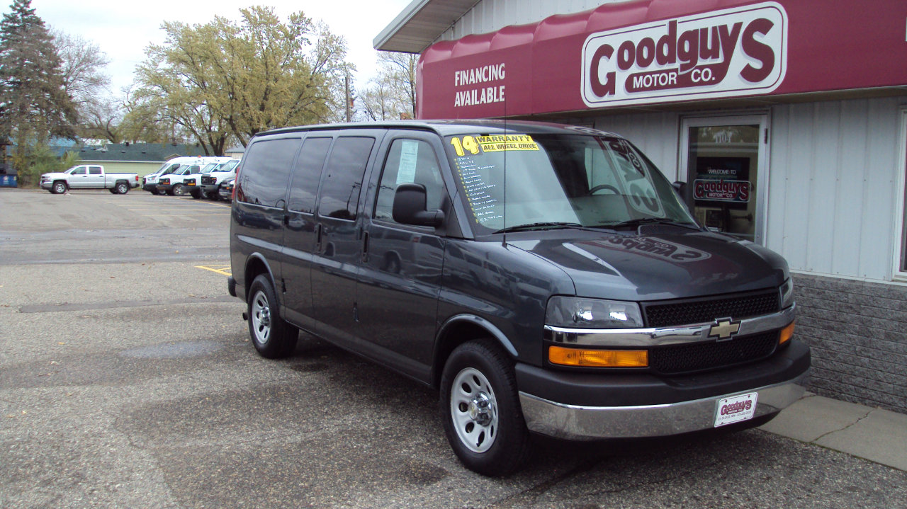 Used 2014 Chevrolet Express 1500 LT w/ LT Preferred Equipment Group image 2
