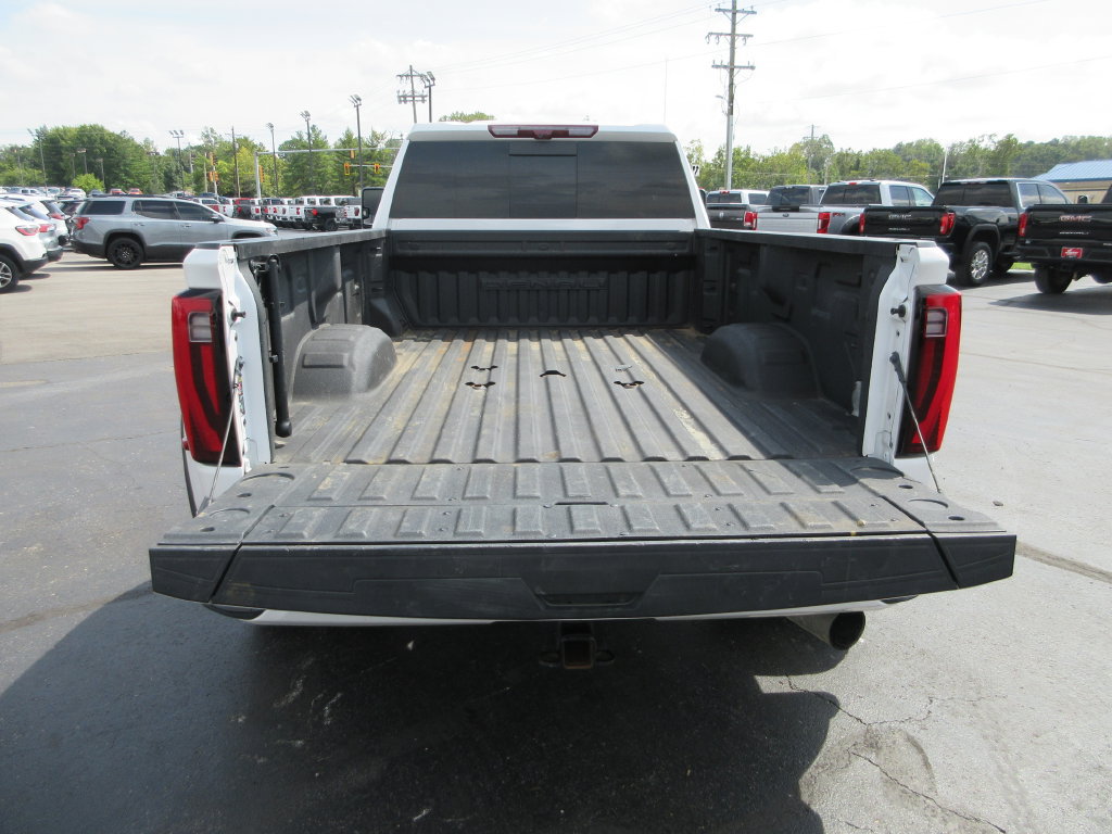 Certified 2024 GMC Sierra 3500 Denali Ultimate AWD/4WD image 8