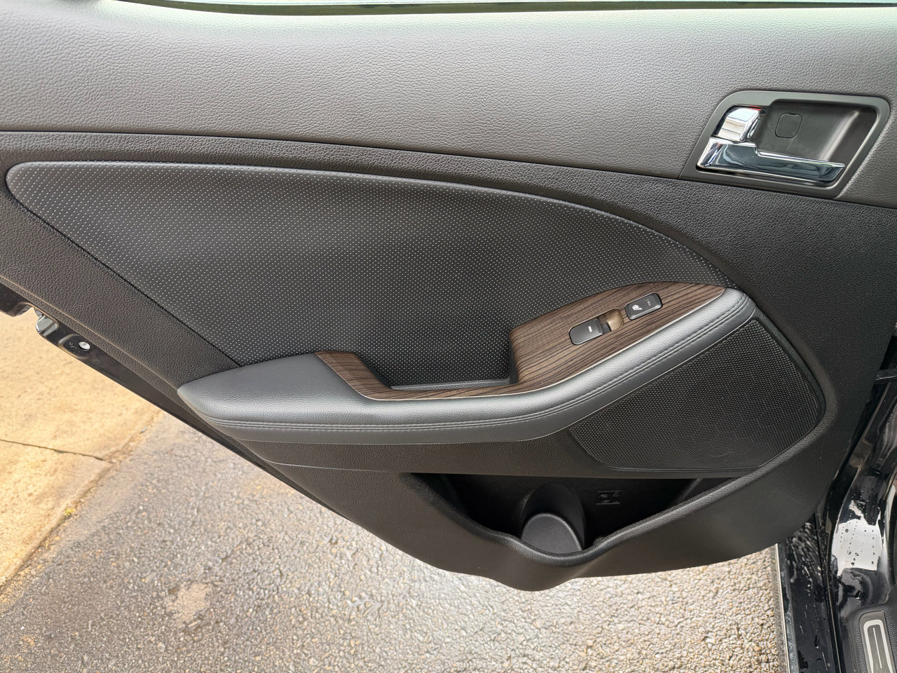 Used 2013 Kia Optima SX w/ Chrome Limited Pkg image 14