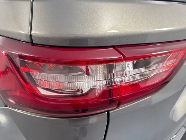 Used 2018 Chevrolet Traverse LT AWD/4WD image 30