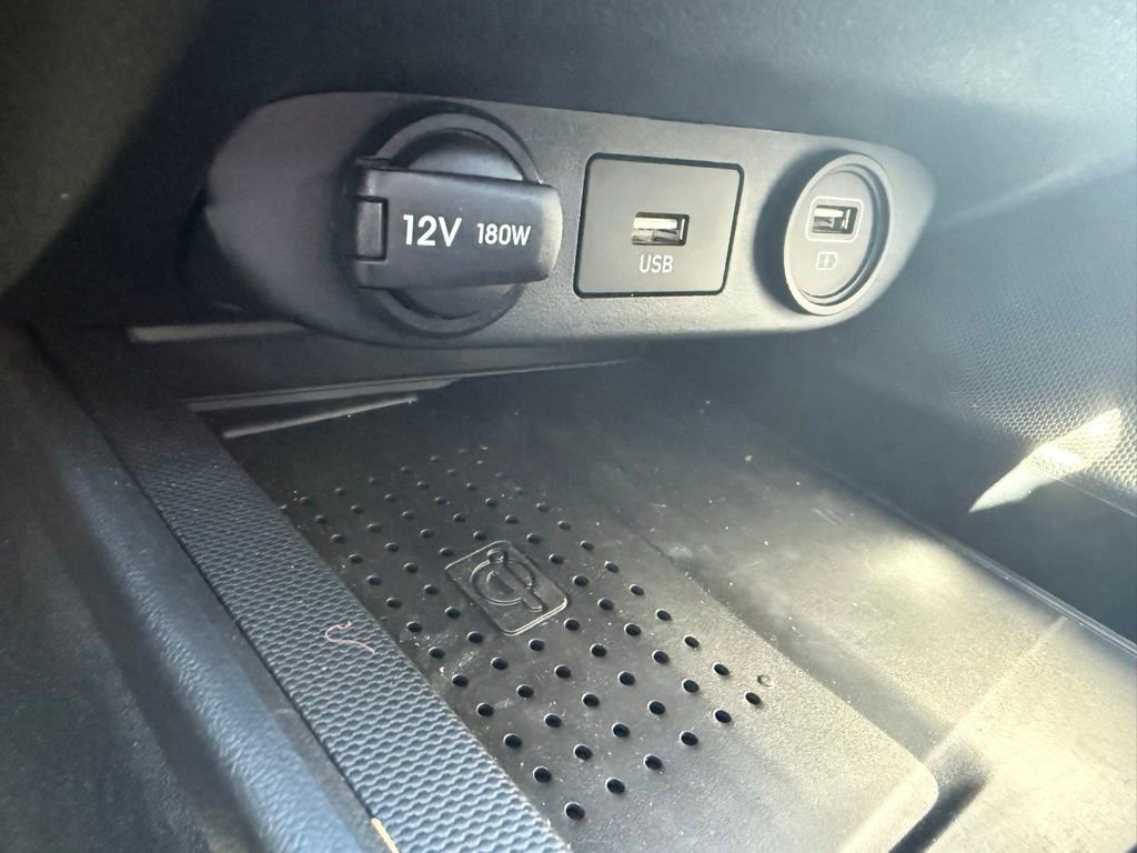 Used 2023 Hyundai Elantra SEL w/ Convenience Package FWD image 33