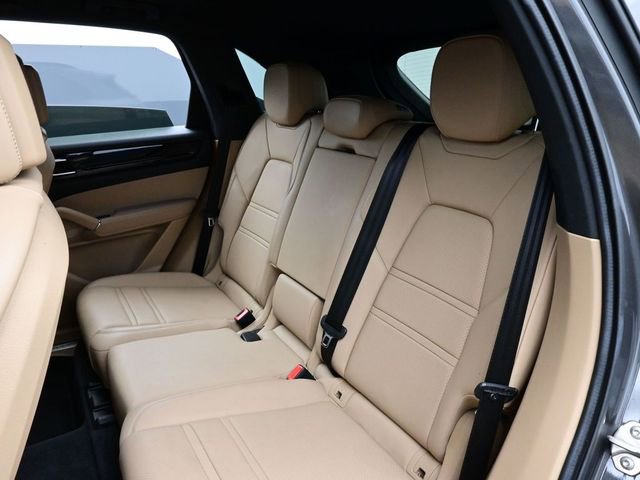 Certified 2021 Porsche Cayenne S AWD/4WD image 14