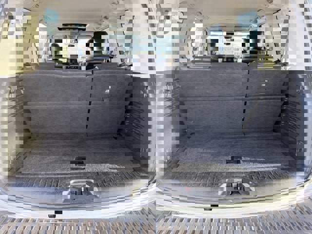 Certified 2021 Nissan Armada SL w/ Captain's Chairs Package image 25