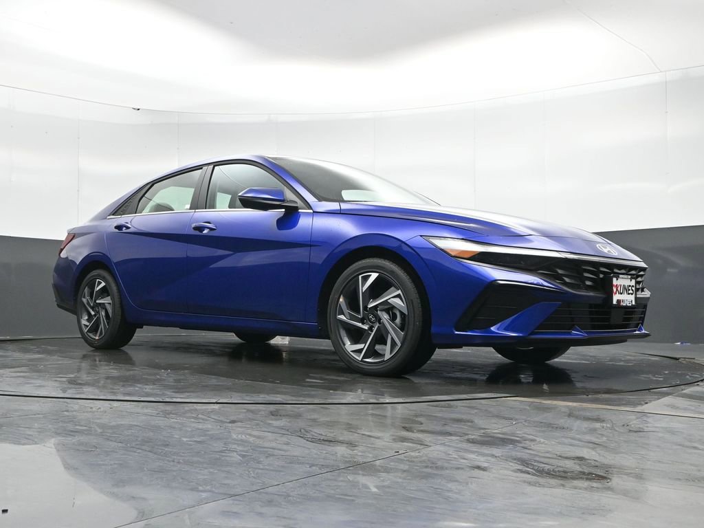 New 2026 Hyundai Elantra Limited image 46