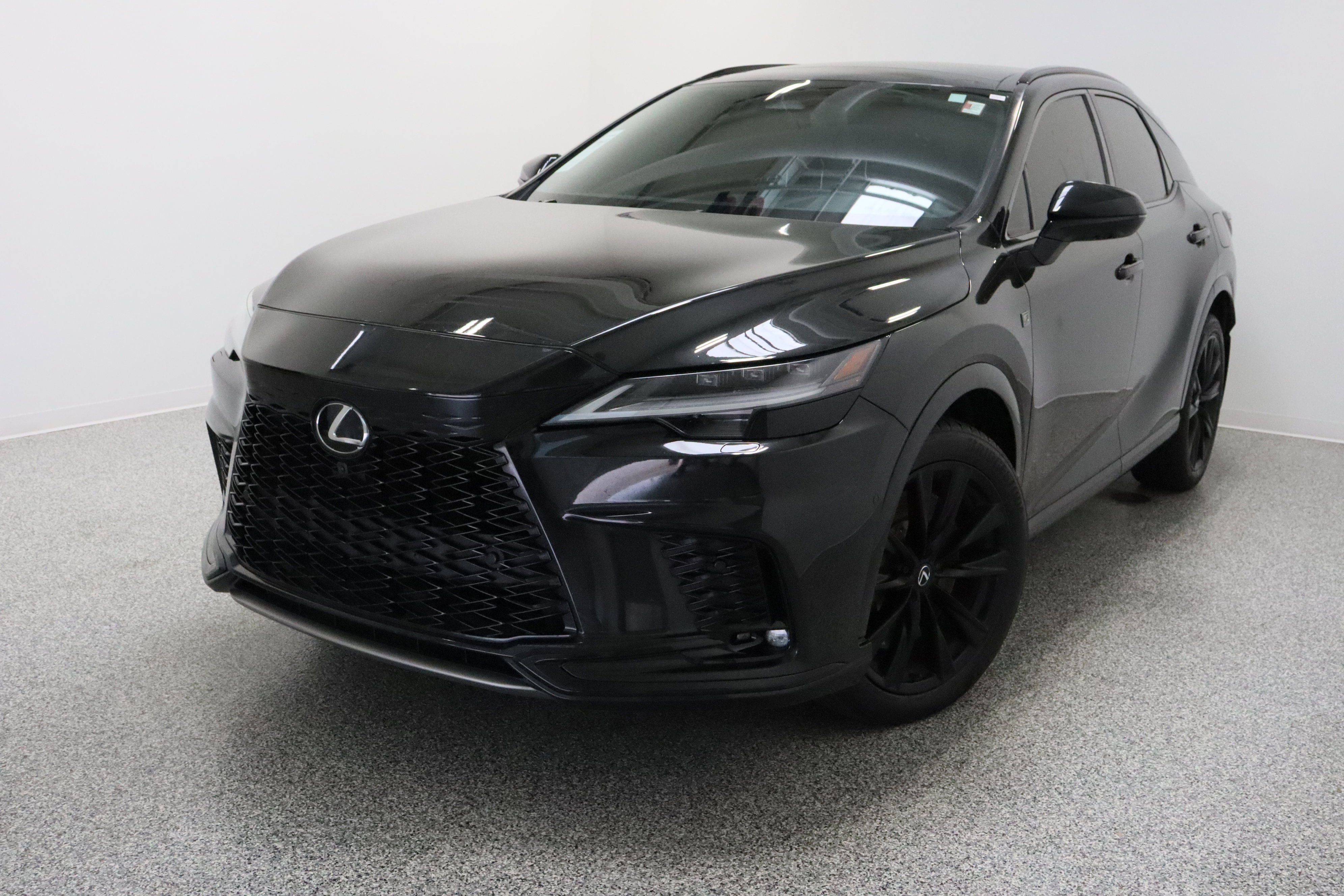 Used 2024 Lexus RX 500h F Sport w/ Convenience Package AWD/4WD image 2