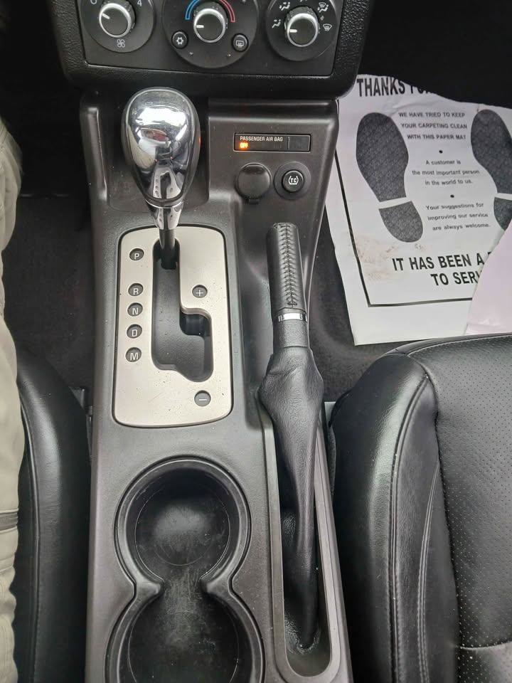 Used 2008 Pontiac G6 GT w/ Premium Package FWD image 14