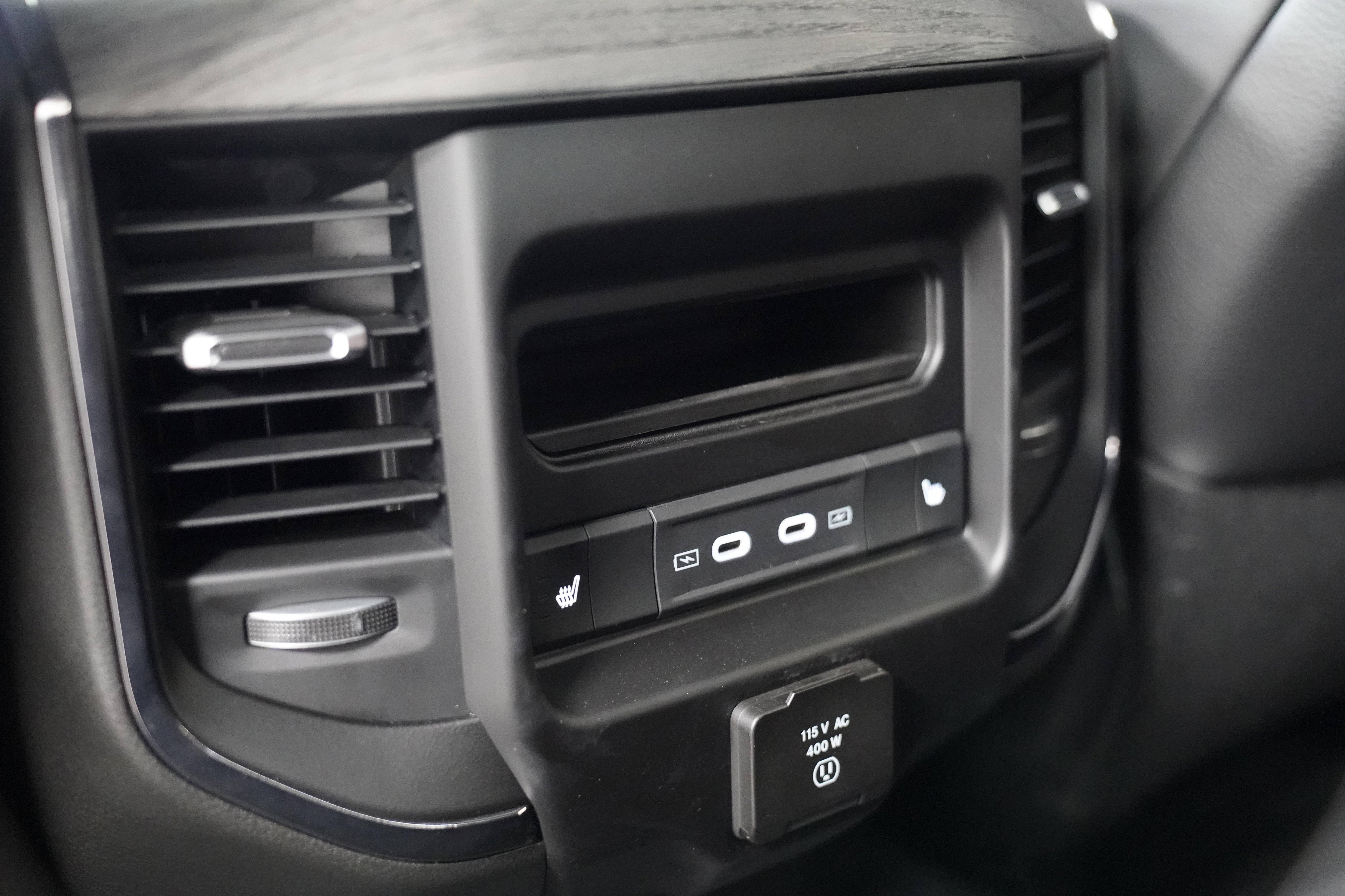 New 2026 RAM 2500 Limited AWD/4WD image 6