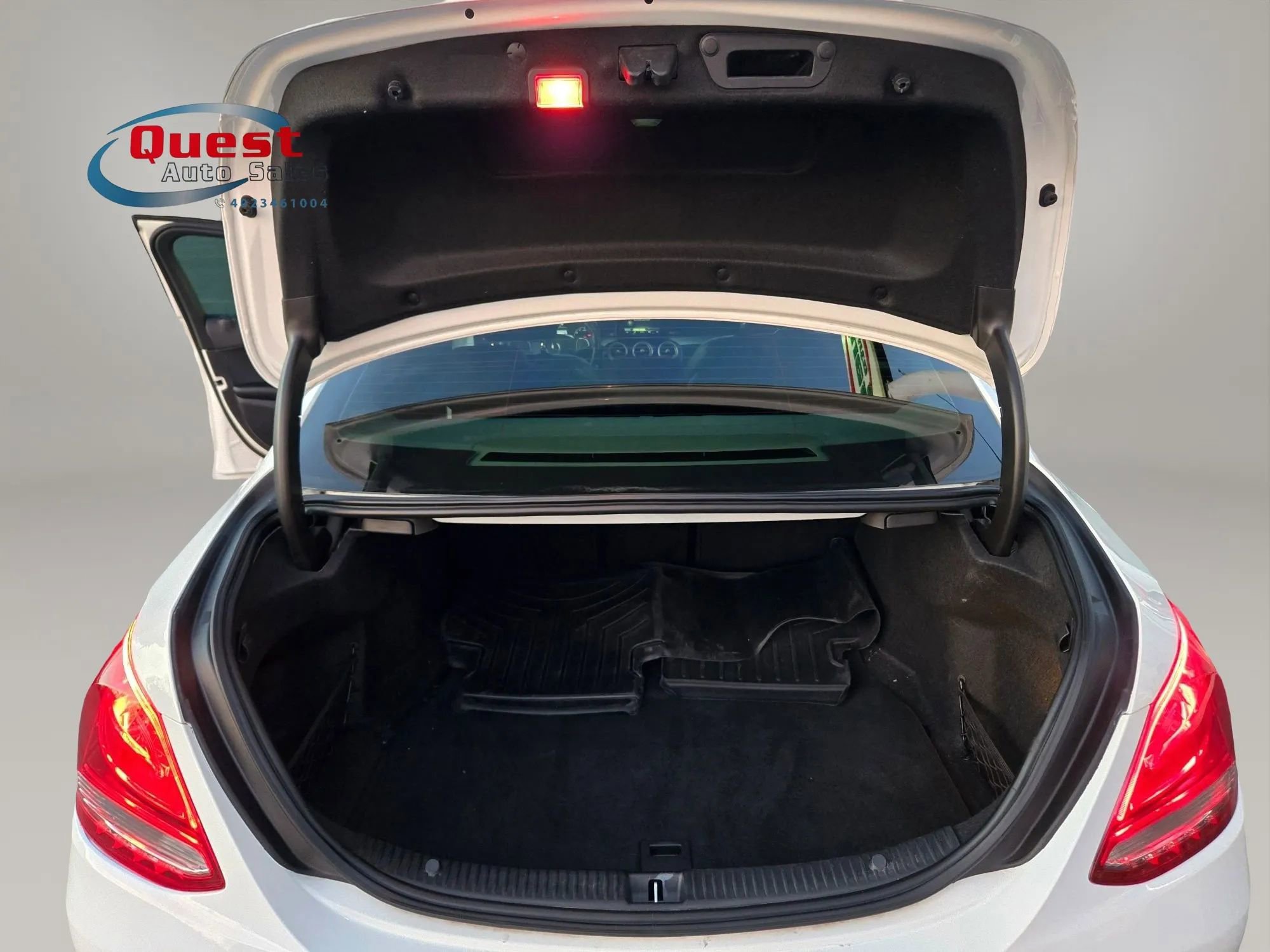 Used 2017 Mercedes-Benz C 300 4MATIC Sedan image 50