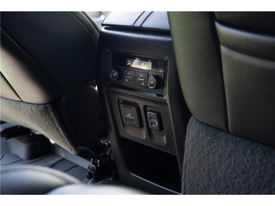 Used 2023 Chevrolet Traverse Premier w/ Redline Edition AWD/4WD image 41