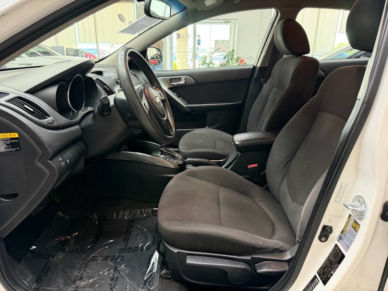 Used 2013 Kia Forte EX FWD image 11