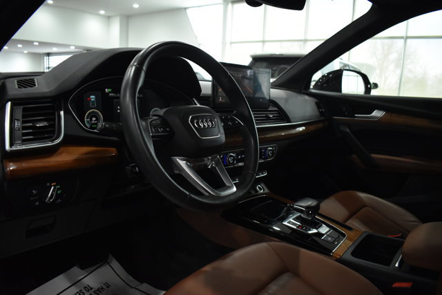 Used 2021 Audi Q5 e Premium Plus w/ Premium Plus Package image 14