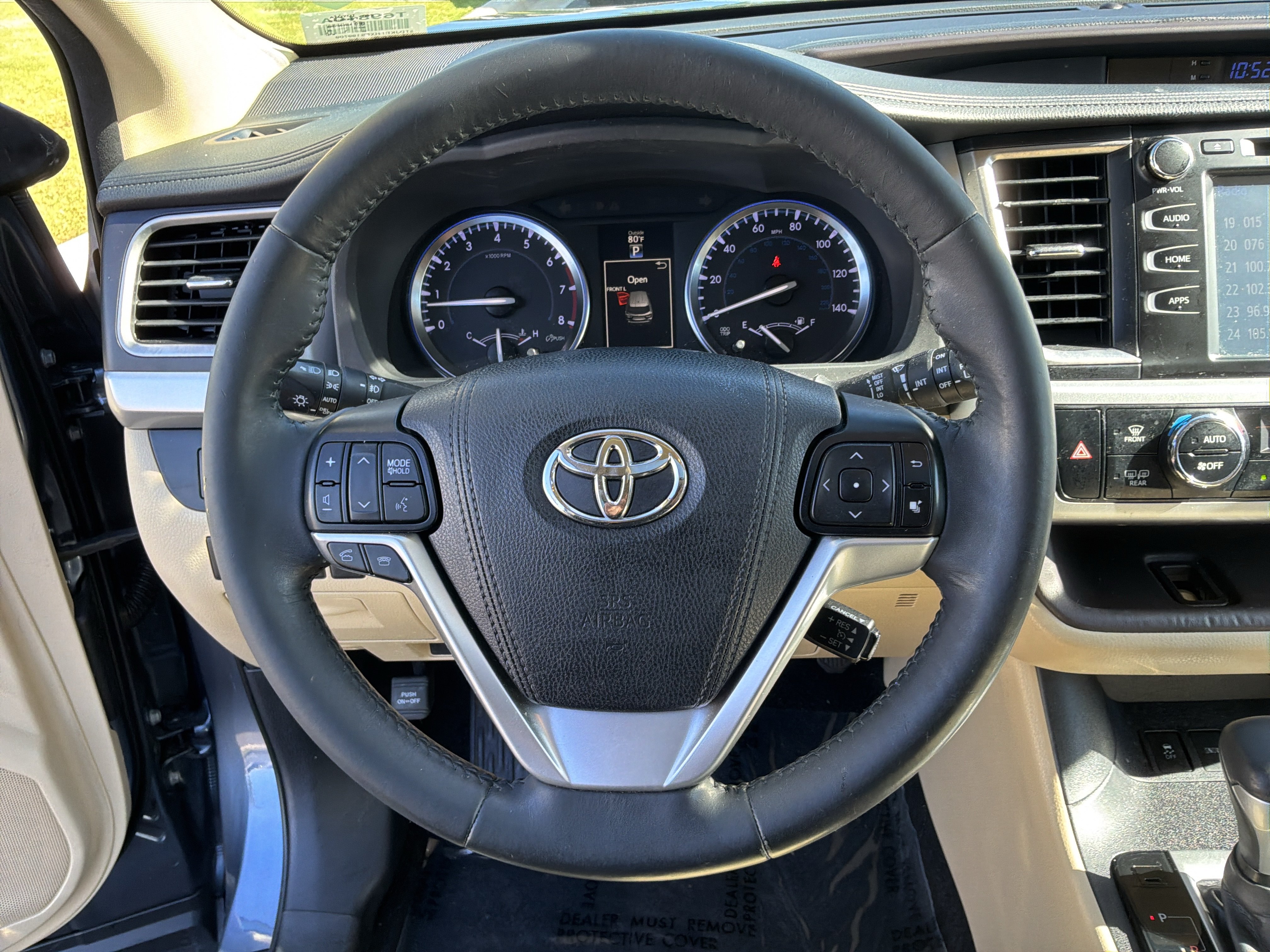 Used 2015 Toyota Highlander XLE AWD/4WD image 18