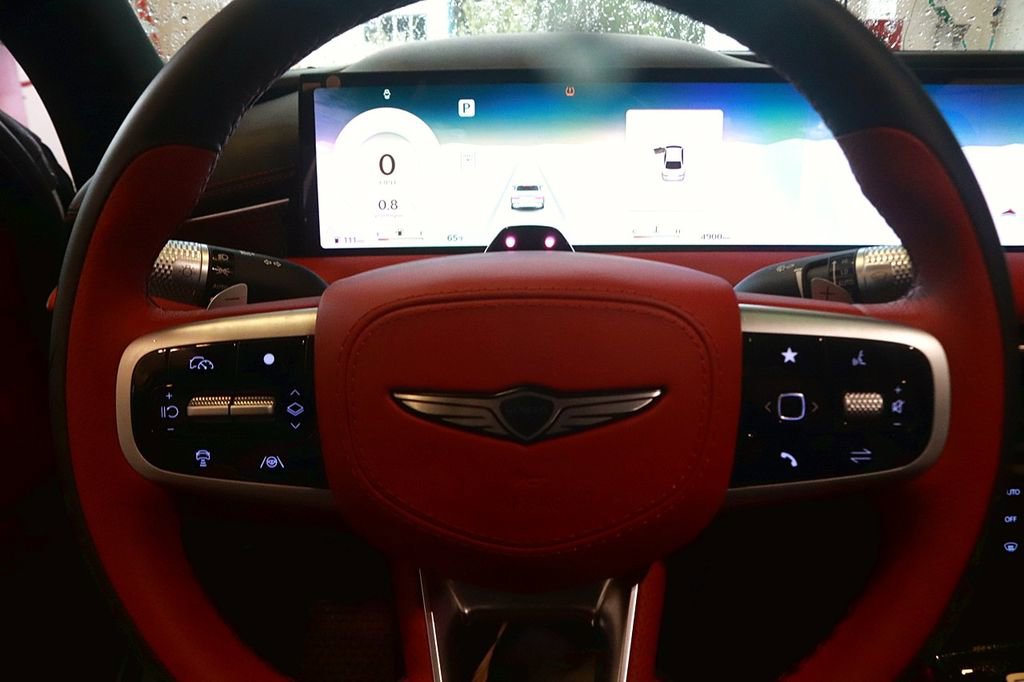 Used 2025 Genesis G80 2.5T Sport Prestige image 17