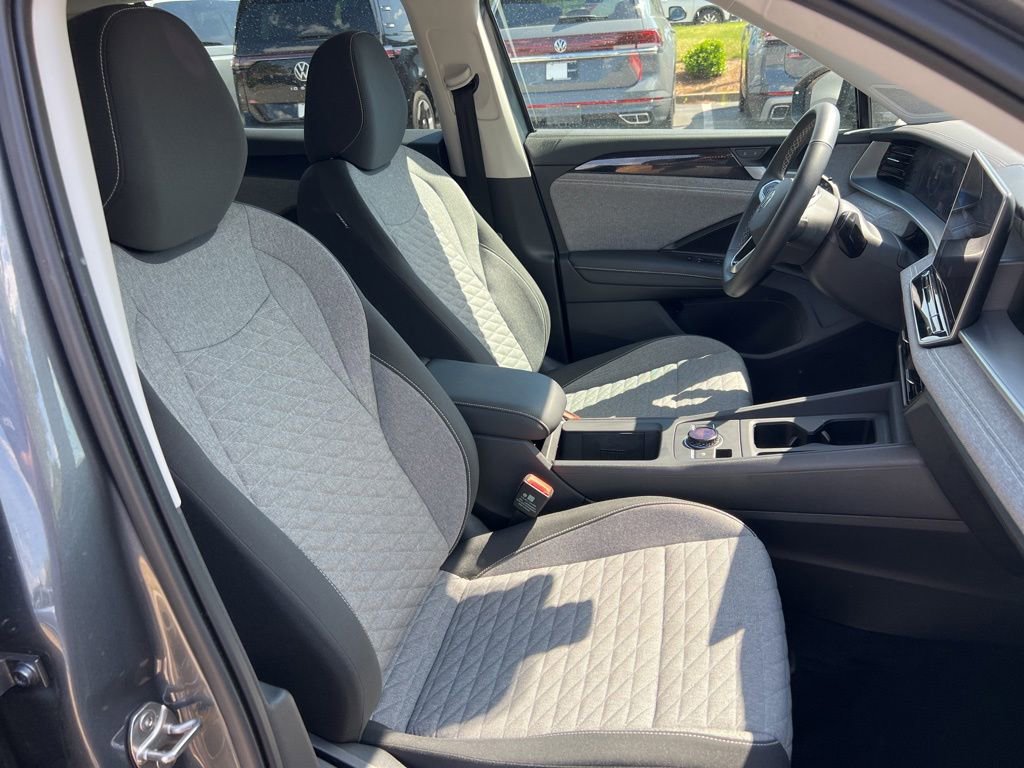 Used 2025 Volkswagen Tiguan S FWD image 22