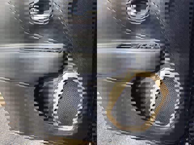 Used 2017 Jeep Renegade Trailhawk image 29