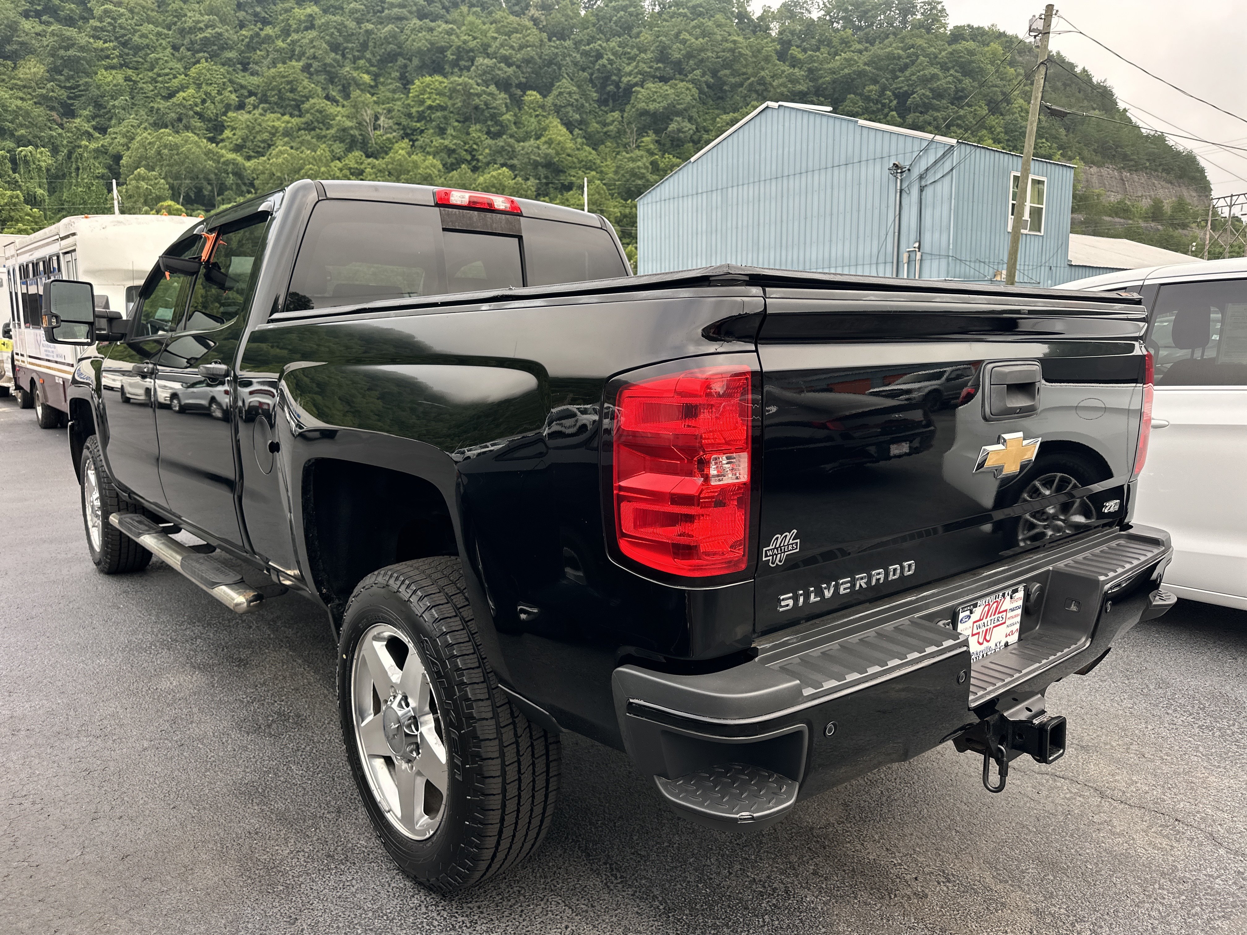 Used 2016 Chevrolet Silverado 2500 LTZ w/ Custom Sport Edition AWD/4WD image 4