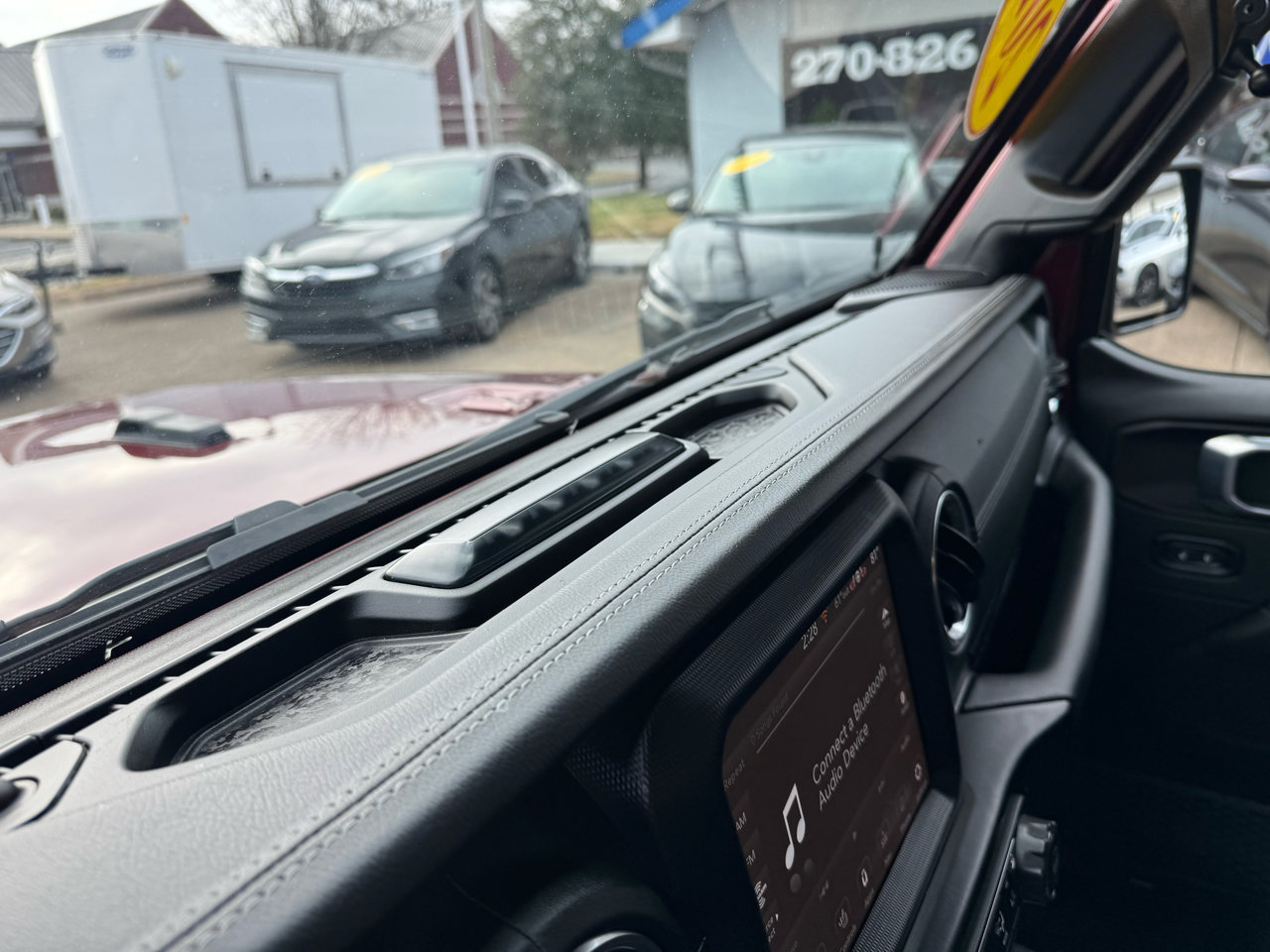 Used 2022 Jeep Wrangler Unlimited Sahara w/ Cold Weather Group image 31