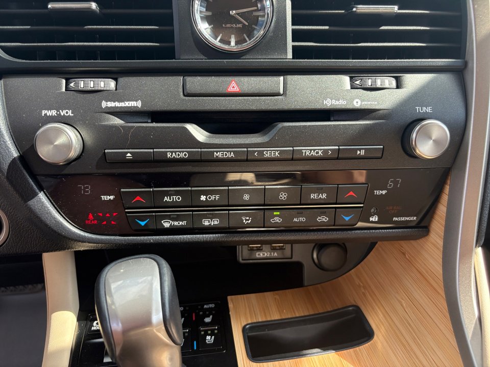 Used 2022 Lexus RX 350L FWD w/ Premium Package image 22