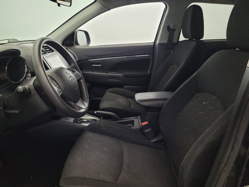 Used 2020 Mitsubishi Outlander Sport ES FWD image 17