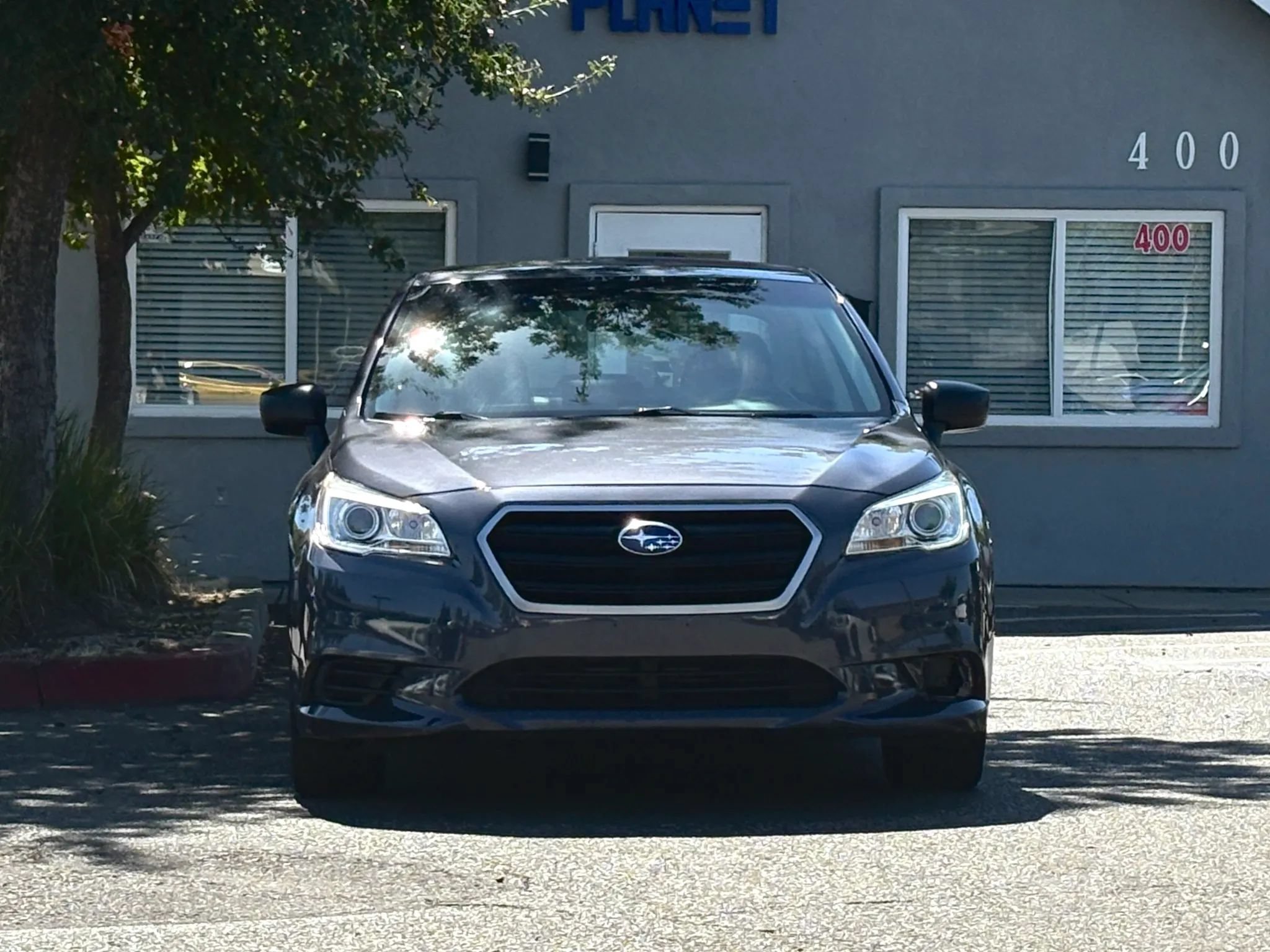 Used 2017 Subaru Legacy 2.5i w/ Alloy Wheel Package AWD/4WD image 2