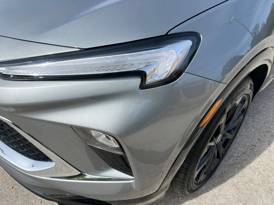 Used 2024 Buick Encore GX Sport Touring w/ Experience Buick Package image 26