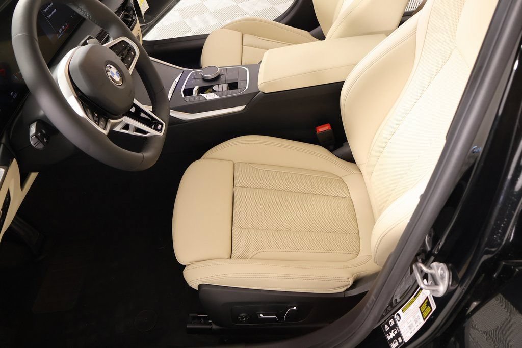 New 2026 BMW 330i xDrive Sedan w/ M Sport Package AWD/4WD image 12