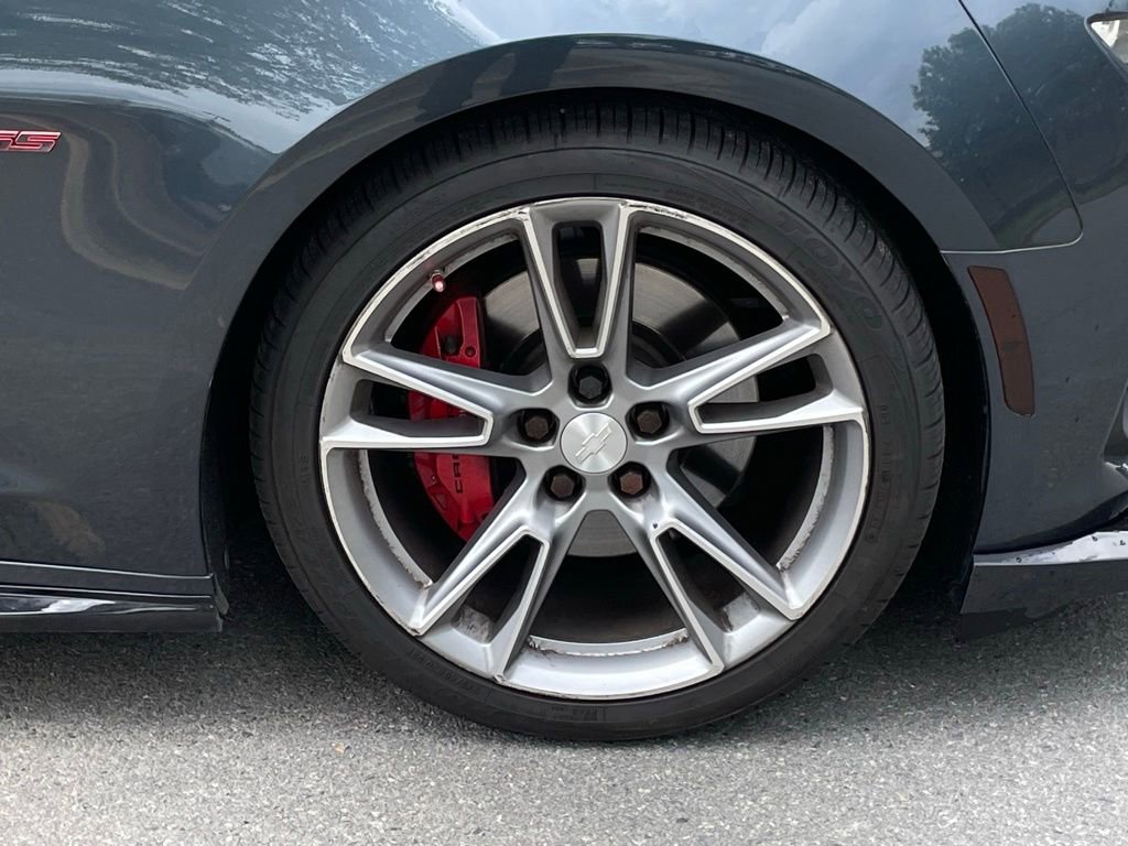 Used 2021 Chevrolet Camaro SS RWD image 30