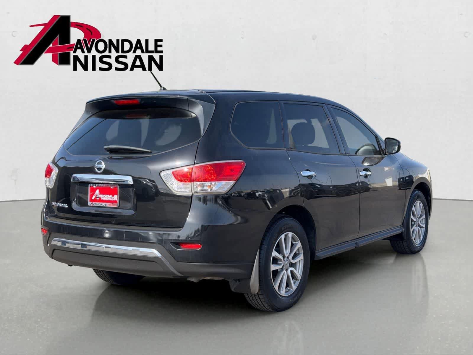 Used 2015 Nissan Pathfinder S FWD image 6