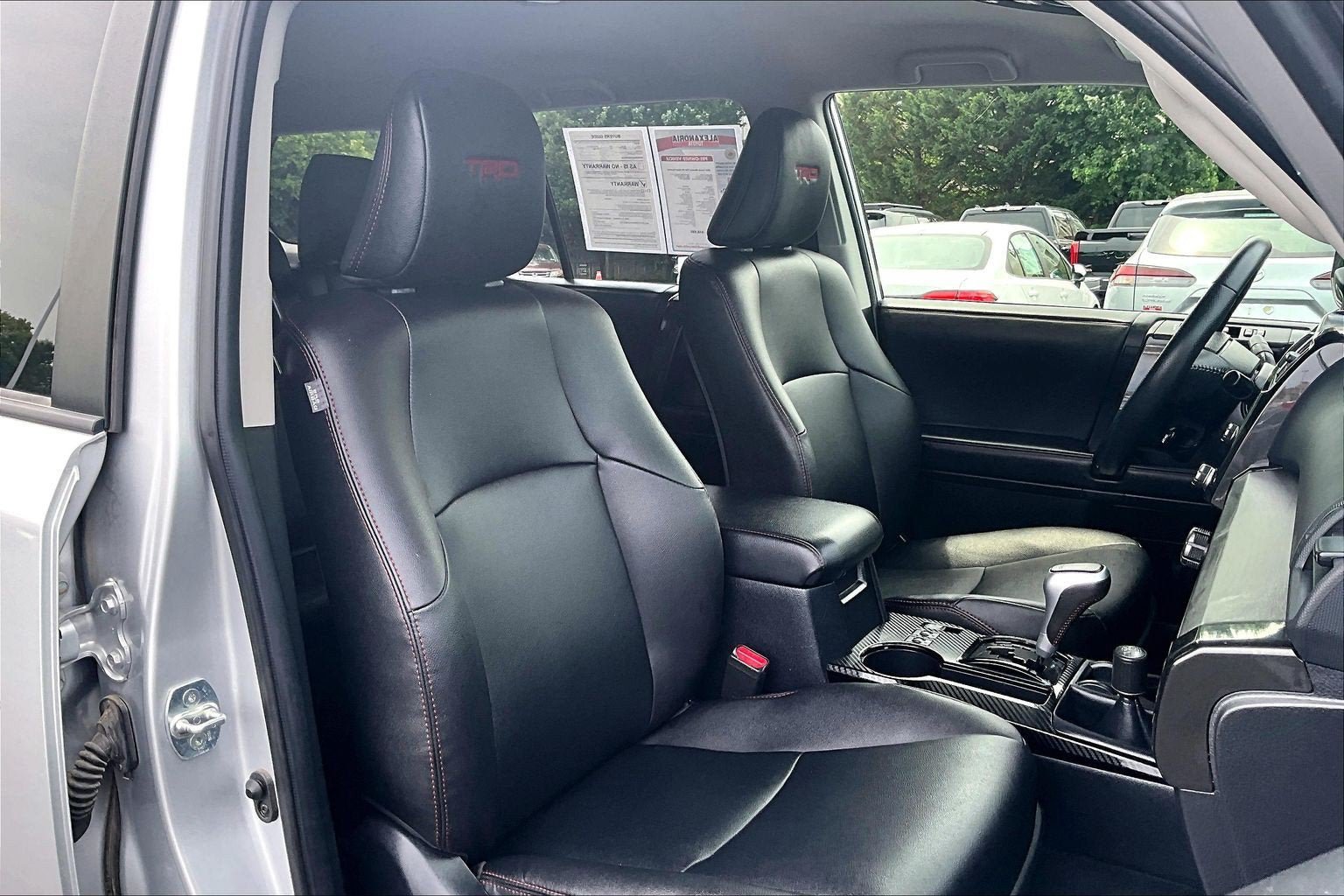 Used 2023 Toyota 4Runner TRD Off-Road Premium AWD/4WD image 7