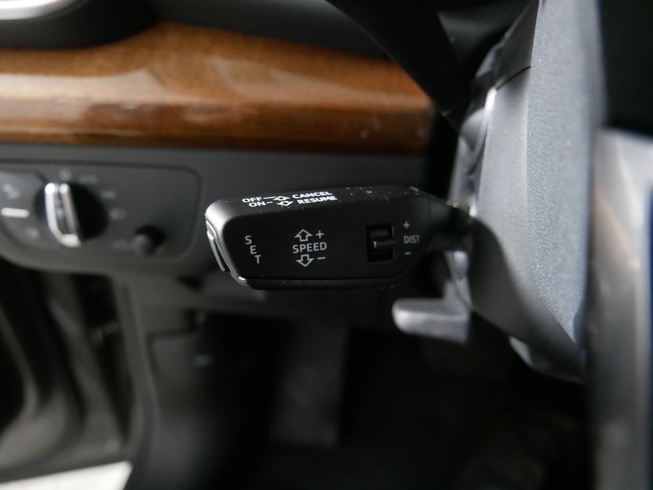 Used 2023 Audi Q5 2.0T Premium w/ Convenience Package image 32