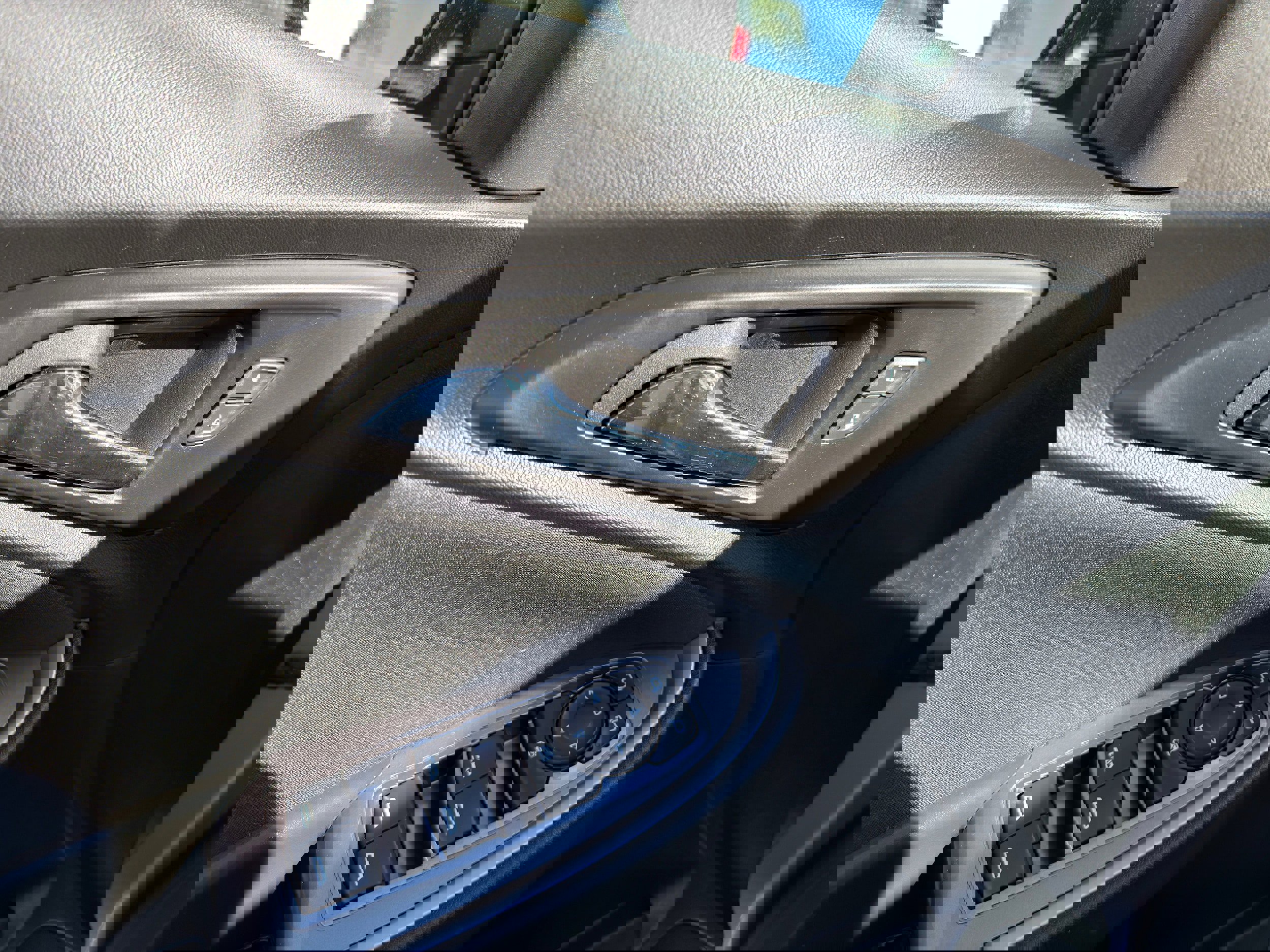 Used 2023 Chevrolet Malibu LT image 23