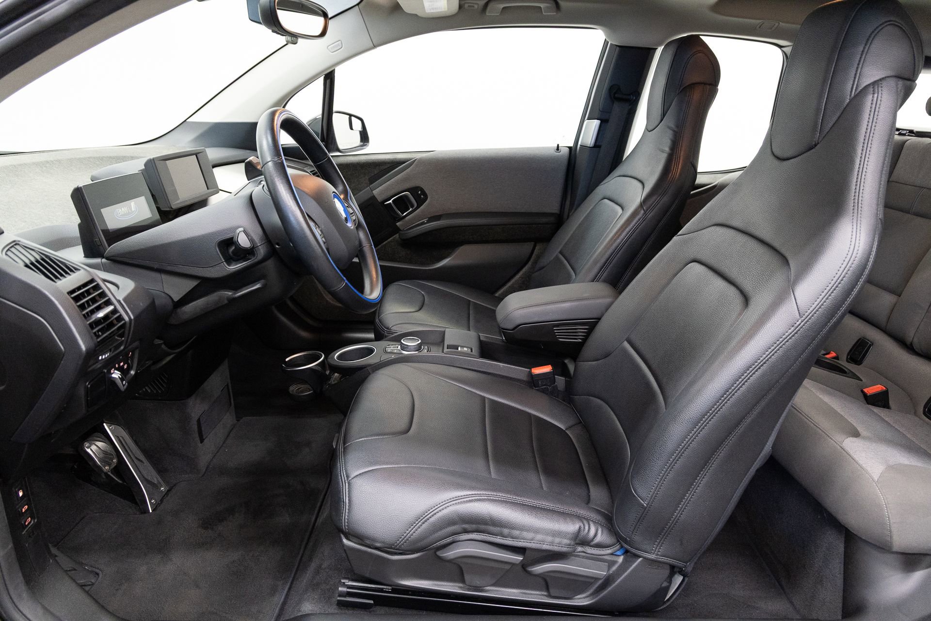 Used 2018 BMW i3 w/ Range Extender image 7