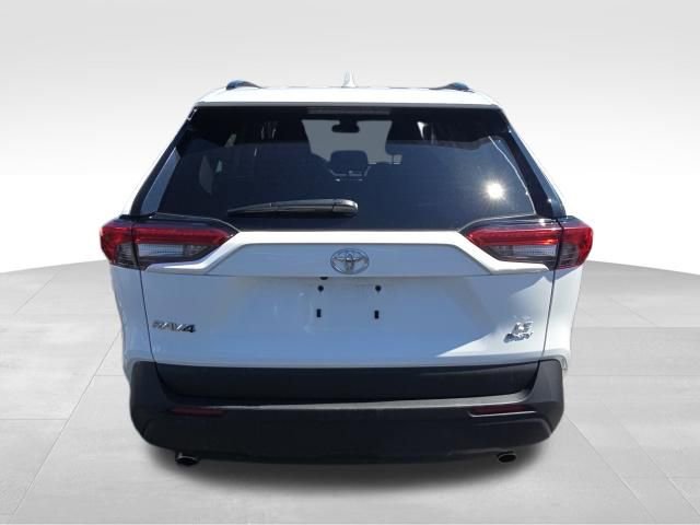Used 2025 Toyota RAV4 LE image 4