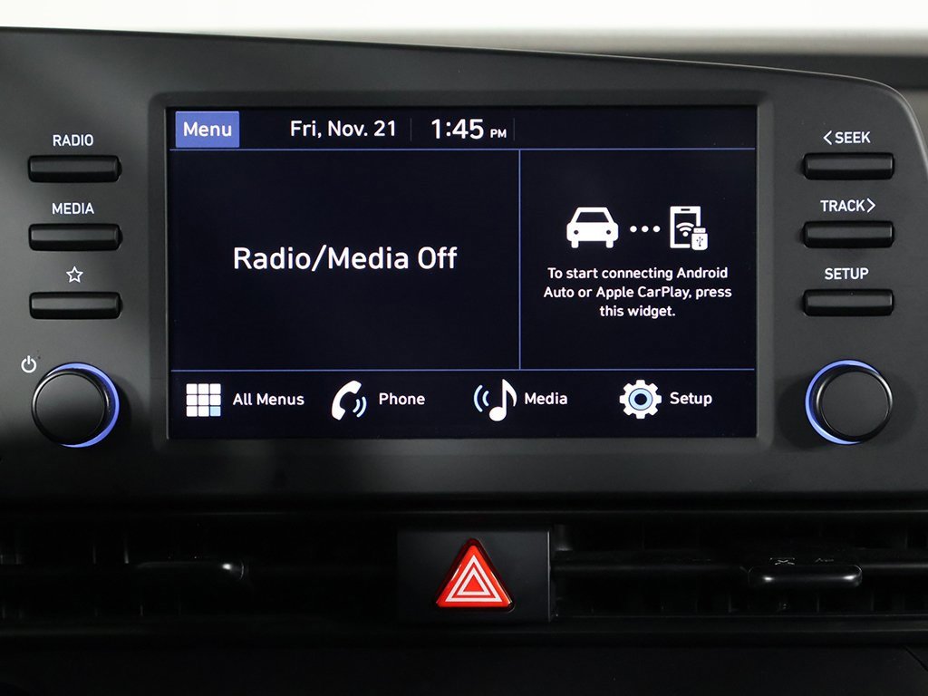 Certified 2025 Hyundai Elantra Sport image 35