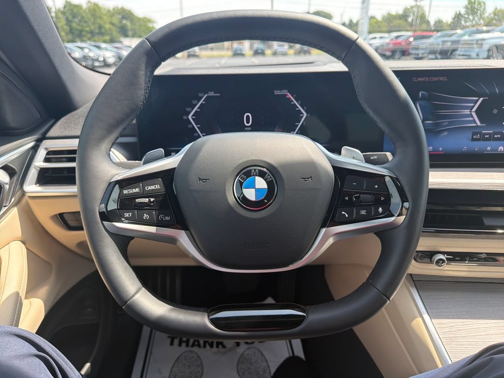 Used 2025 BMW 430i Convertible w/ Premium Package RWD image 9