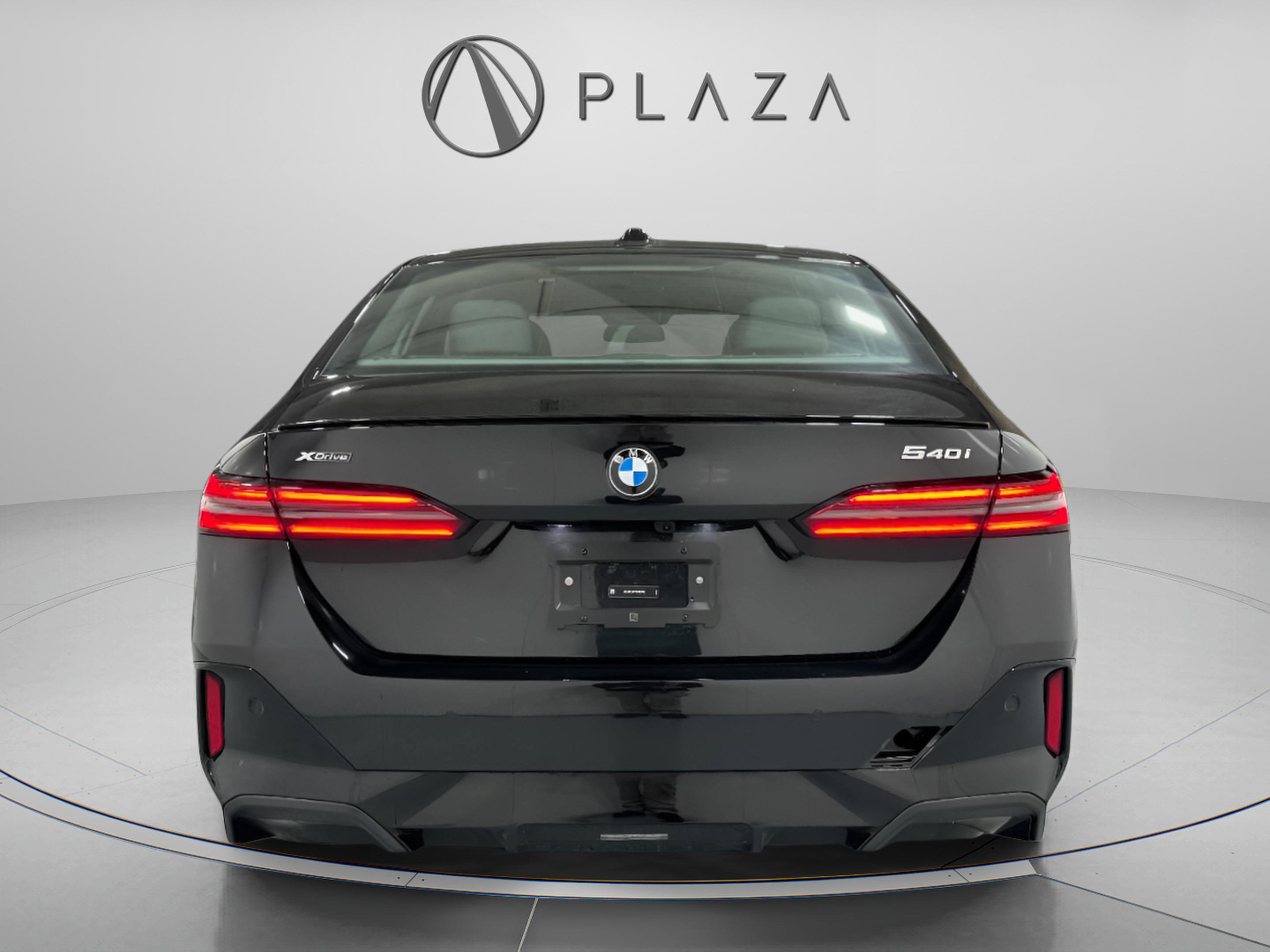 New 2026 BMW 540i xDrive w/ M Sport Package image 5