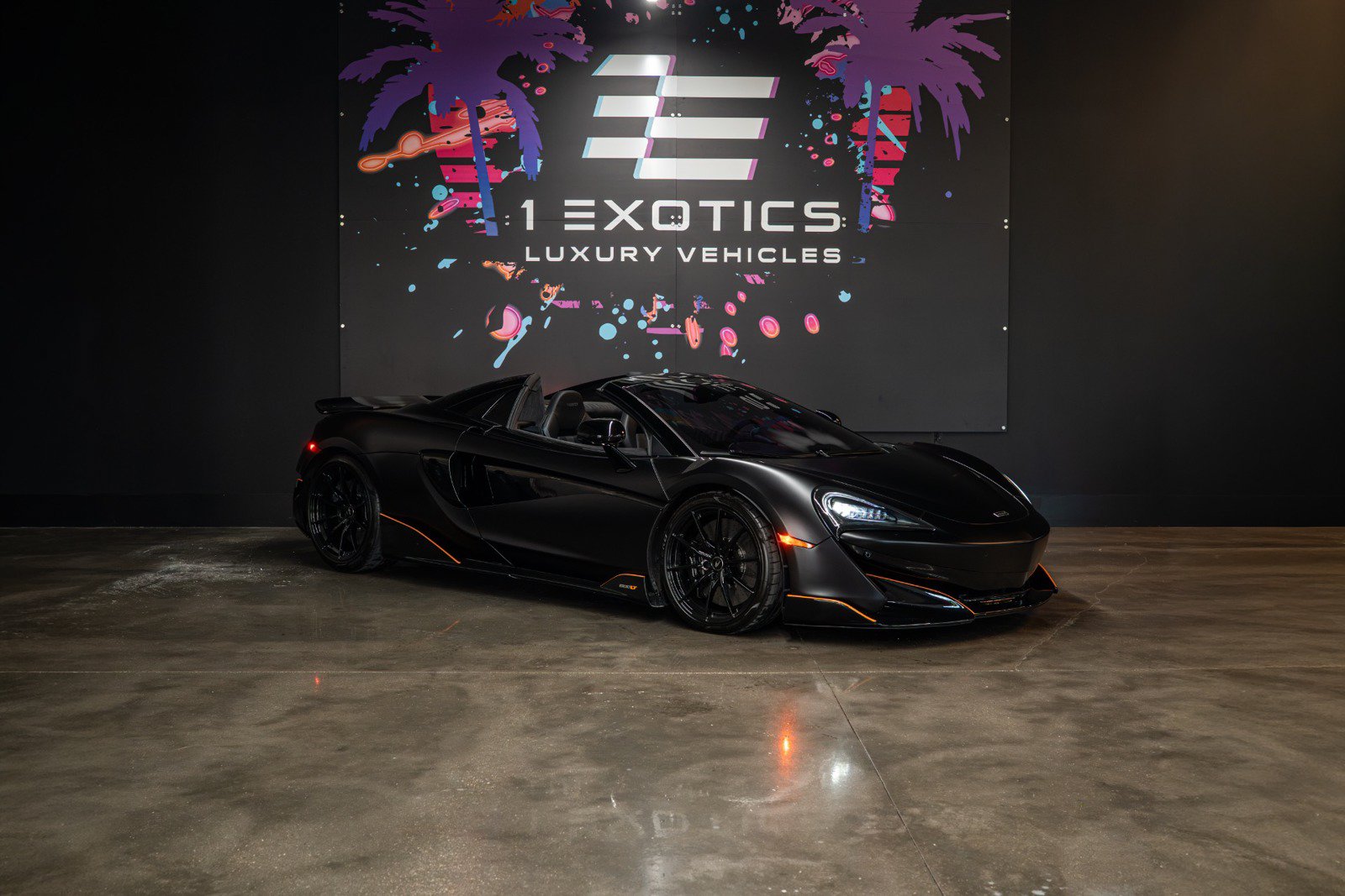 Used 2020 McLaren 600LT Spider RWD image 7