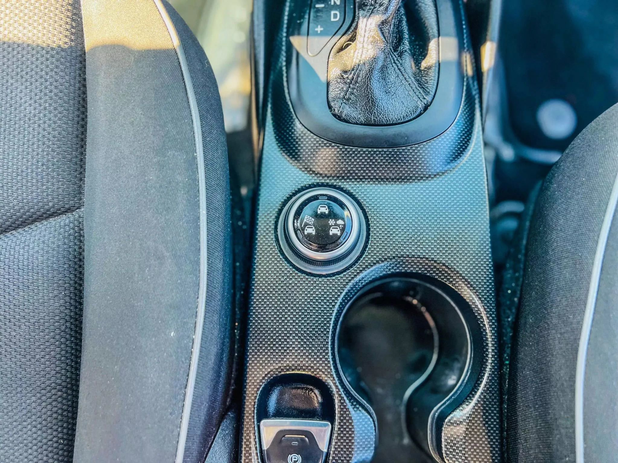 Used 2016 FIAT 500X Easy image 16